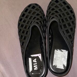 MIA Black Lattice Cutout Slip-On Flats